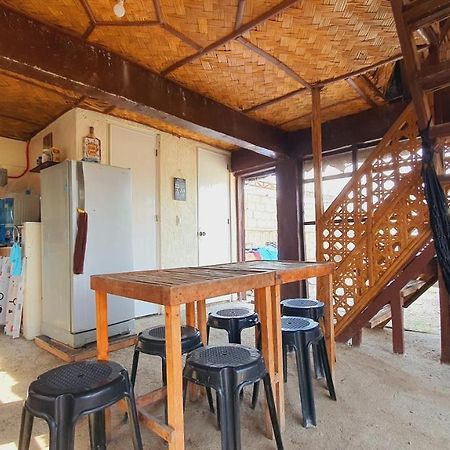 Calatagan'S Bahay Kubo - With Beach Access エクステリア 写真