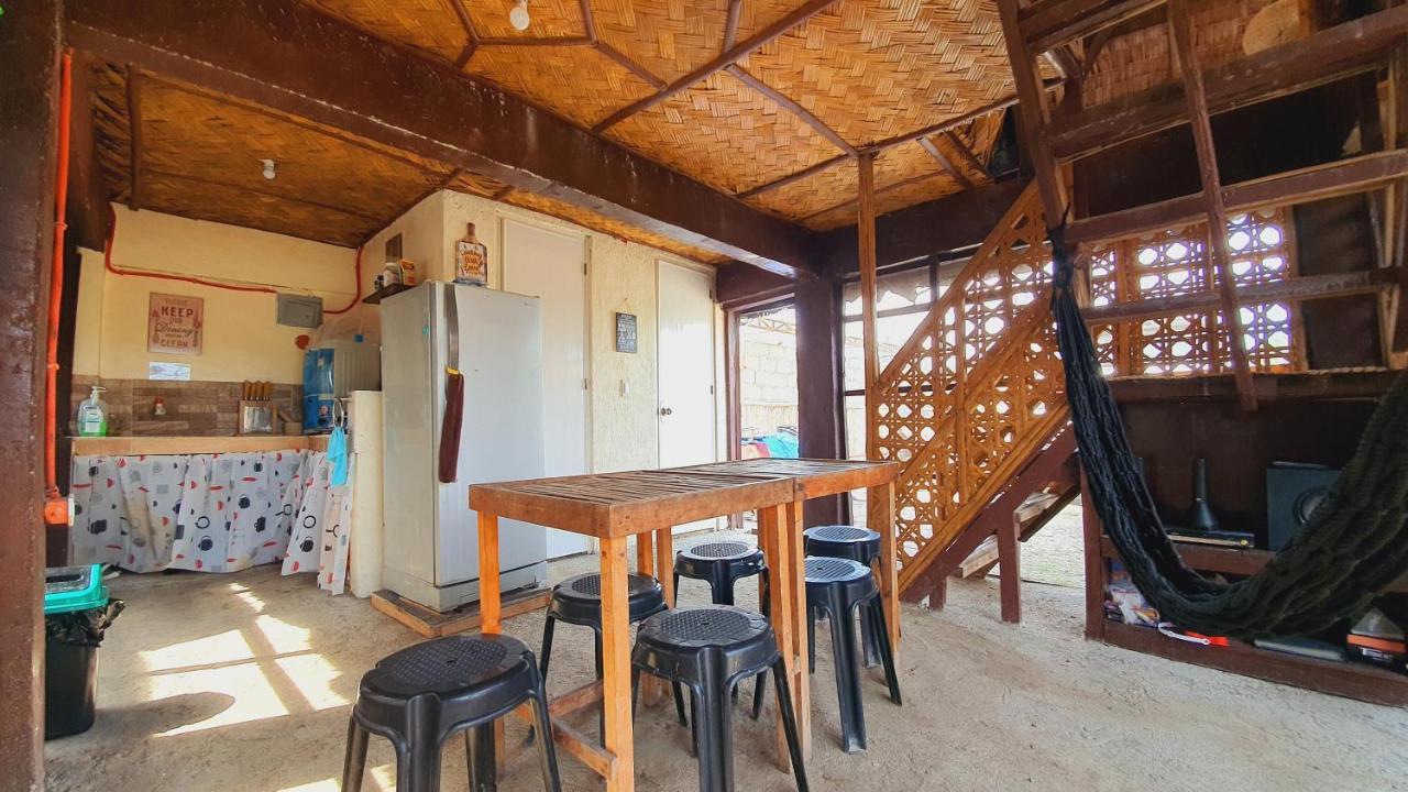 Calatagan'S Bahay Kubo - With Beach Access エクステリア 写真