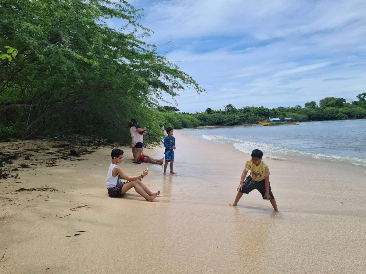 Calatagan'S Bahay Kubo - With Beach Access エクステリア 写真